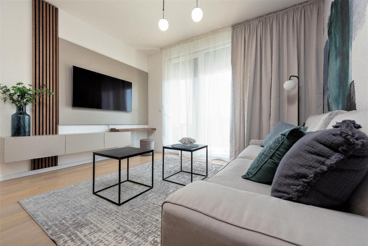 City Lux Apartment 2 - With Garage And Balcony Zadar Ngoại thất bức ảnh