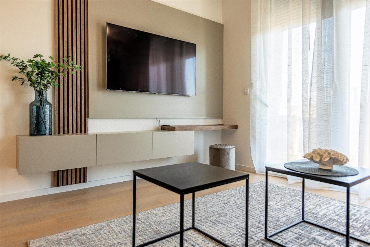 City Lux Apartment 2 - With Garage And Balcony Zadar Ngoại thất bức ảnh