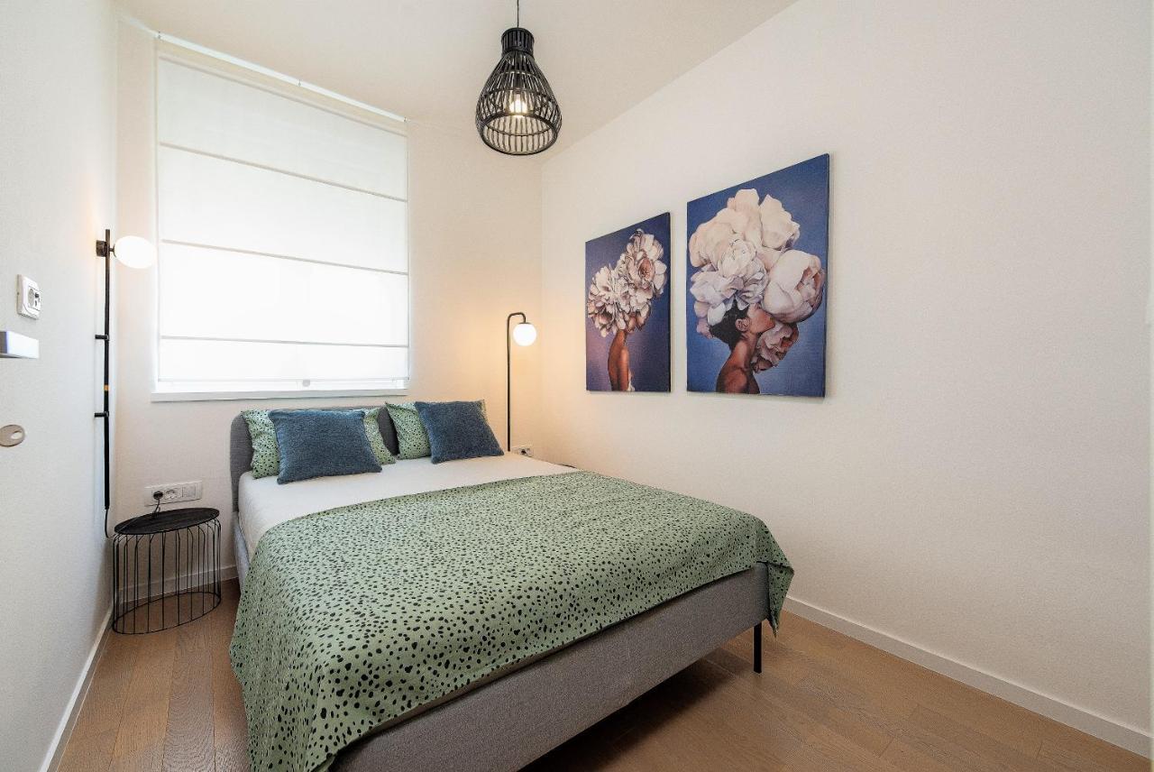 City Lux Apartment 2 - With Garage And Balcony Zadar Ngoại thất bức ảnh